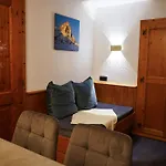 Mountain Stubai Нойштифт-им-Штубайталь